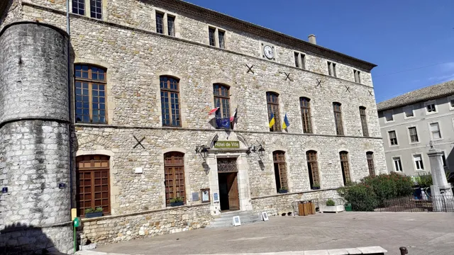 Mairie de Vallon-Pont-d'Arc