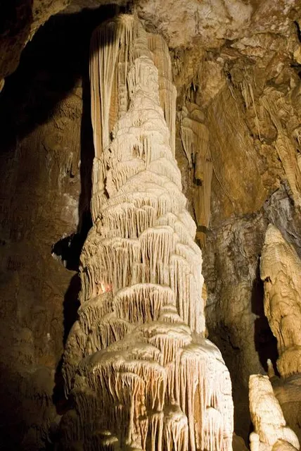 Grotte De Dargilan