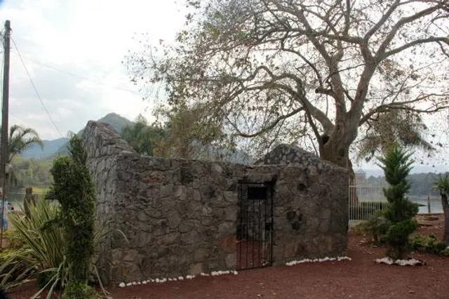 House and tree Tizoc
