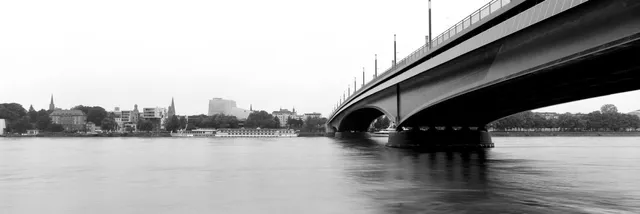 Kennedybrücke