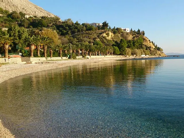 Paralia Daskalopetra