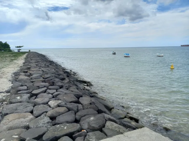 Beachfront.Wedding.Events