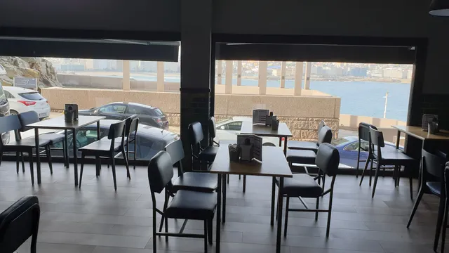 Café Bar Uni (A Coruña)