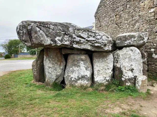 dolmen de Crucuno