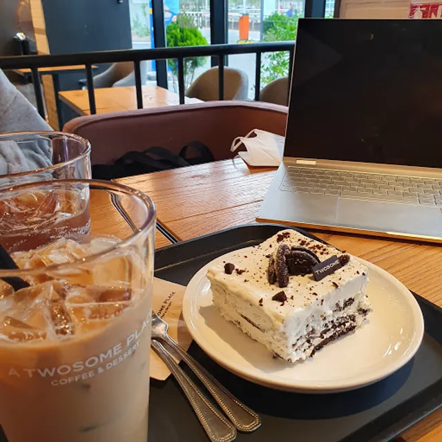 투썸플레이스 대전대동오거리