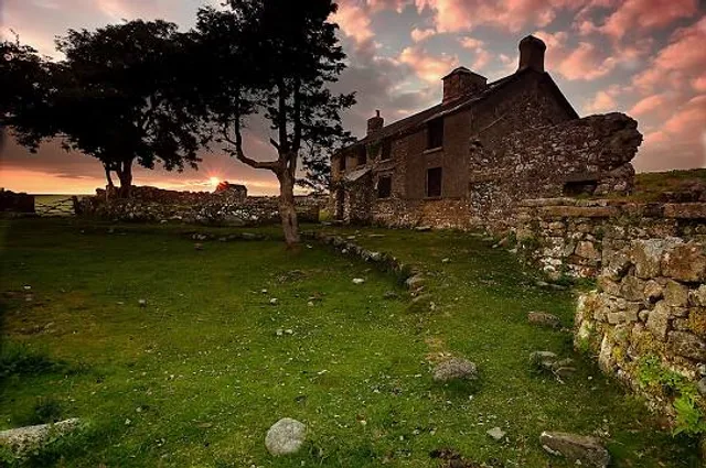 Ditsworthy Warren House