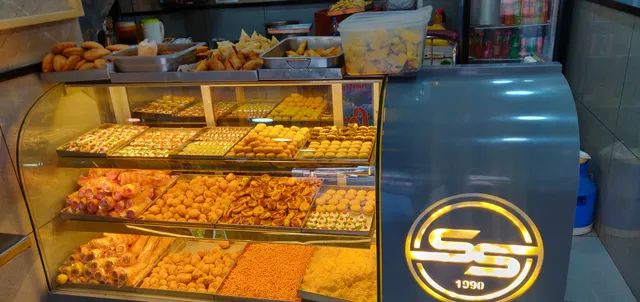 SURENDRANAGARNA PRAKHYAT SAMOSA