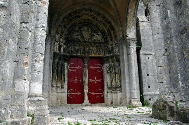 Église priorale Saint-Loup de Saint-Loup-de-Naud