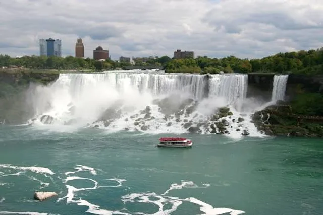 Niagara City Cruises