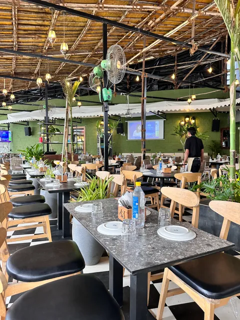 Current Affairs R Mall Mulund