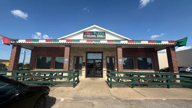 Joe's Pizza