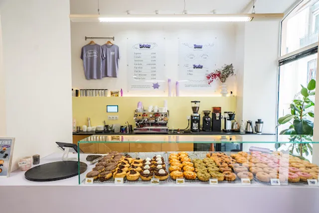 Specialty Coffee & Fresh Doughnuts | Bun and Coffee