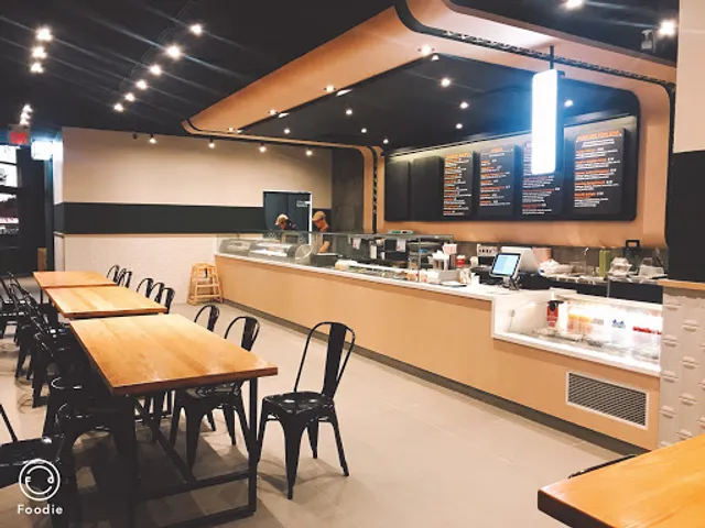 Makirrito Poke Bowl & Sushi Burrito