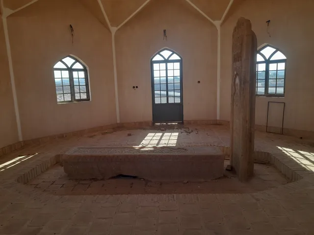 Amir mausoleum of Uwais (White Stone)