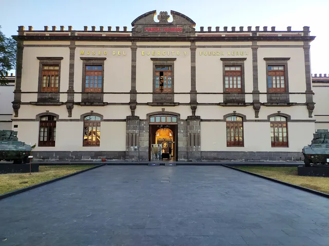 Museo del Ejército y Fuerza Aérea