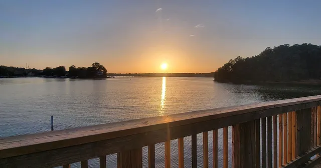 McDowell Waterfront Deck - McDowell Nature Preserve