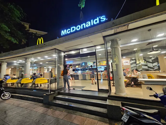 McDonald's Ratchadamnoen
