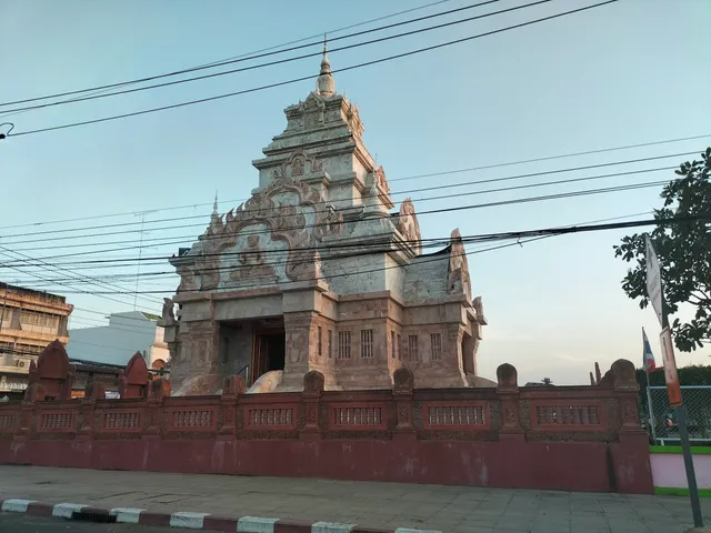 San Lak Mueang Khukhan