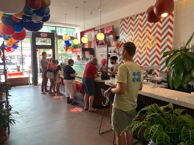 Bebe Zito Ice Cream & Burgers