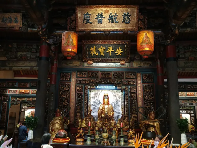 Tamsui Longshan Temple
