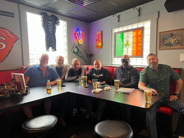 Crowley's Dive Bar - Painseville