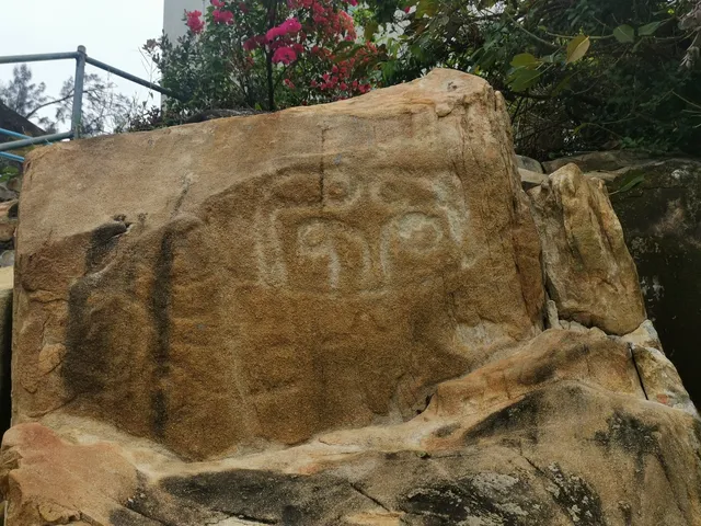 Cheung Chau Rock Carvings