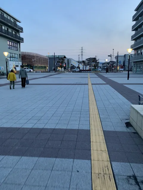 Samukawa Ekimae Park