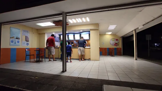 Dolphy Ice Cream Shop