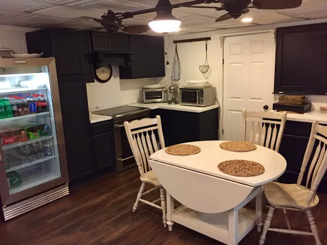 Banana Peppers Pizzeria