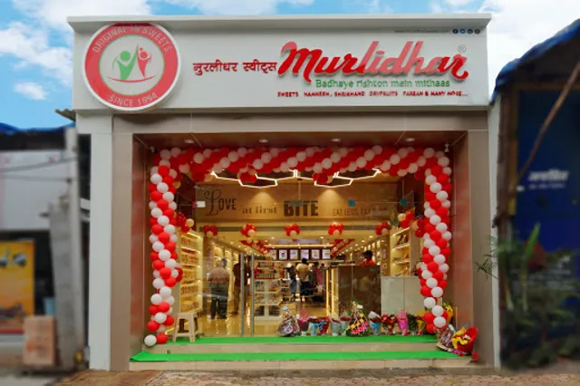 Murlidhar Sweets & Farsan