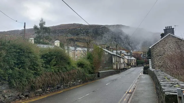 Tŷ Isaf Holiday Cottage