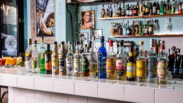 Kitanda Bevs & Bites