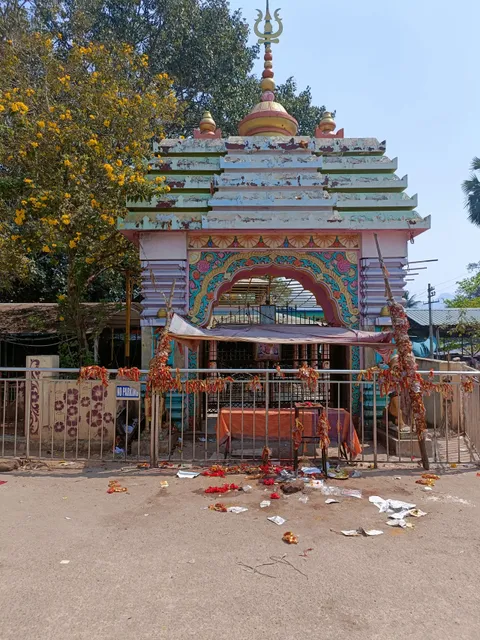 Maa Majhighariani Temple