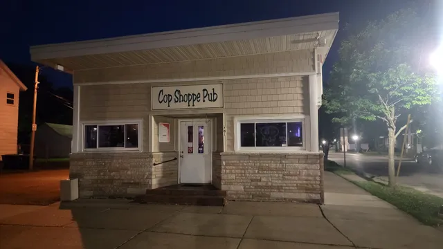 Cop Shoppe Pub