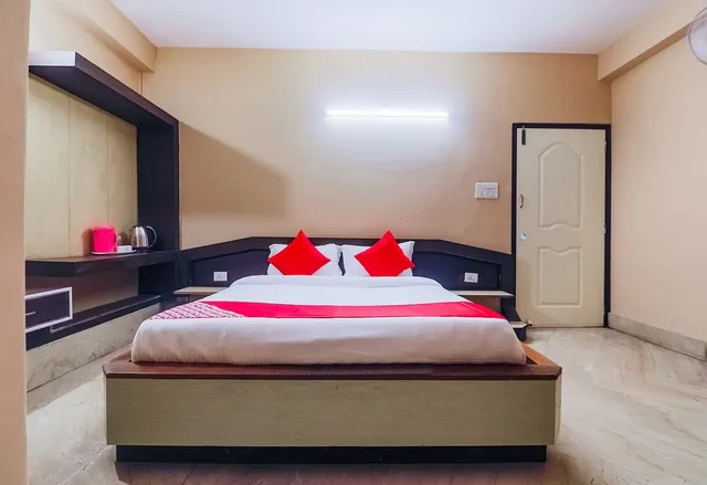 Flagship Guardian Residency