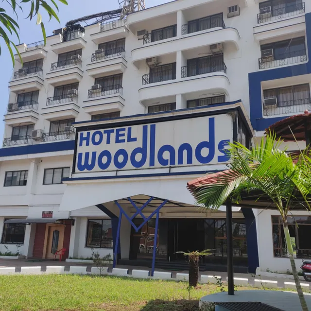Hotel Woodlands