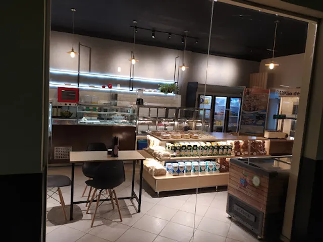 Padaria Estrela - Confeitaria e Lanchonete