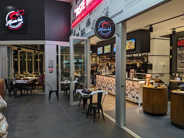 Kickin'Inn Charlestown