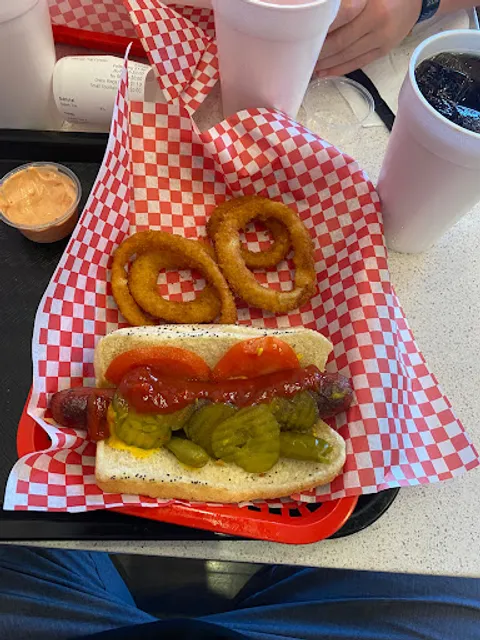 Mugsy Dogs - Gilbert