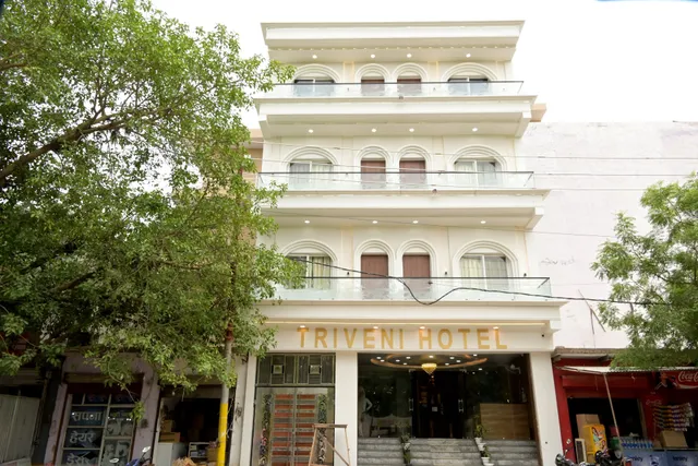 Triveni Hotel And Restaurant