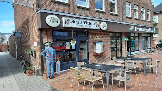 Arnes Pizzeria Piccolo-Mondo