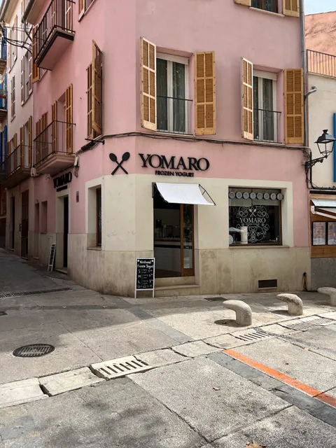 YOMARO Frozen Yogurt Drassana