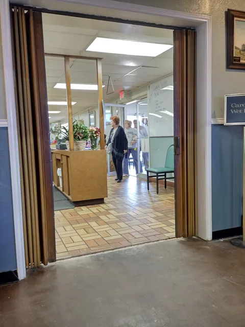 Shelly's McClains Restaurant