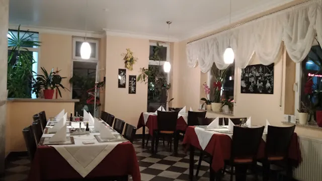 Son Tung - Asia Bistro