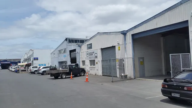 Auckland Movers & Storage