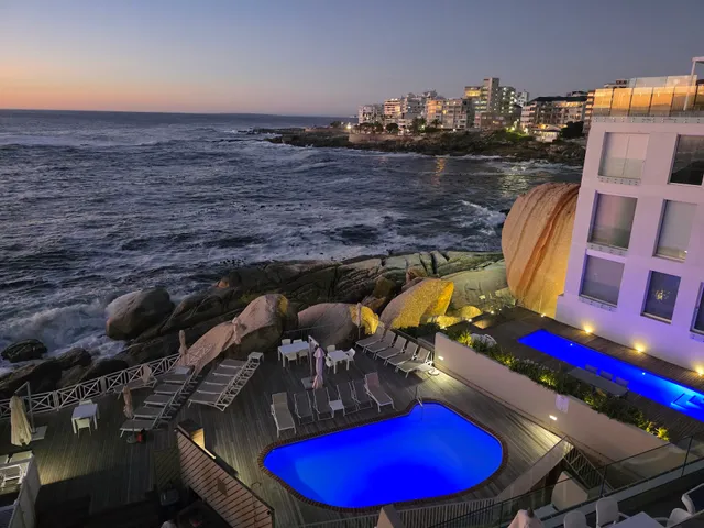 Bantry Bay Intl Vacation