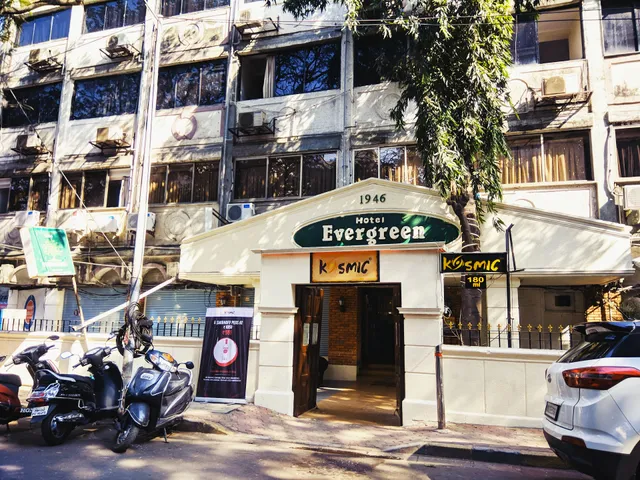 Hotel Evergreen ( Hotel Guru Earlier)
