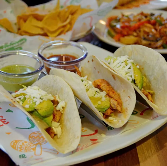 Chicano's Cocina Bar & Grill