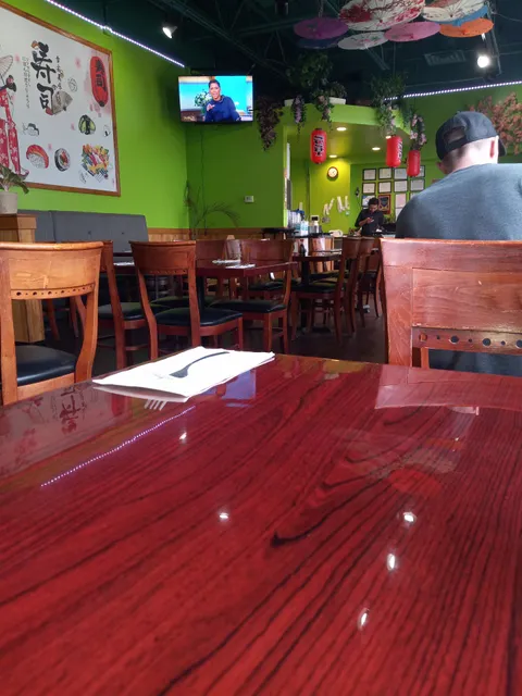 Commerce Center Mall