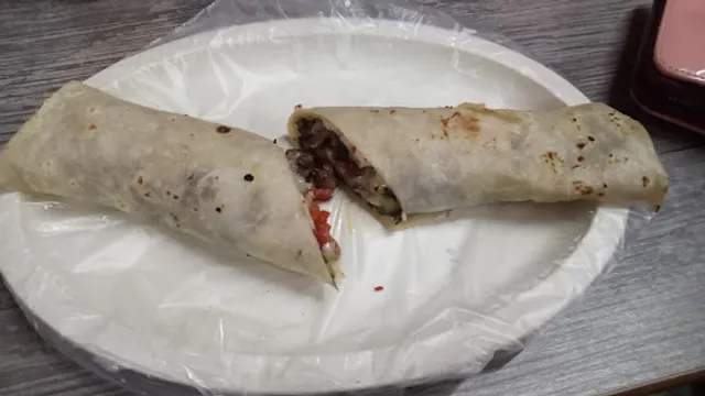 El Camello Burger & Chilaca